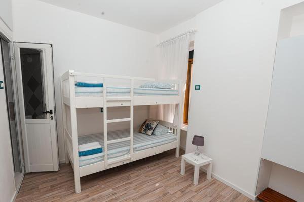 Nana Hostel Vlore Exterior photo